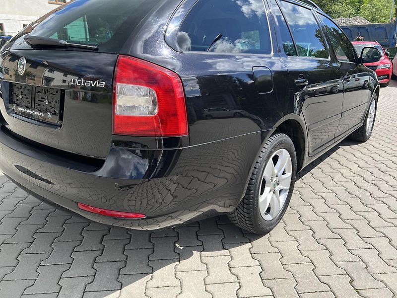 Škoda Octavia 1,2TSi DSG combi Autoklima - fotka 10 z 43