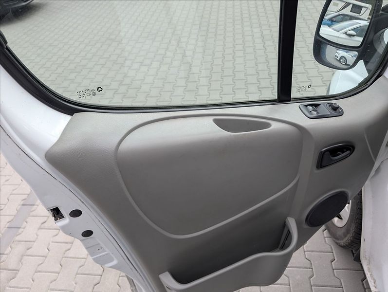 Opel Vivaro CDTI LONG SPACÍ PŘESTAVBA - fotka 6 z 18