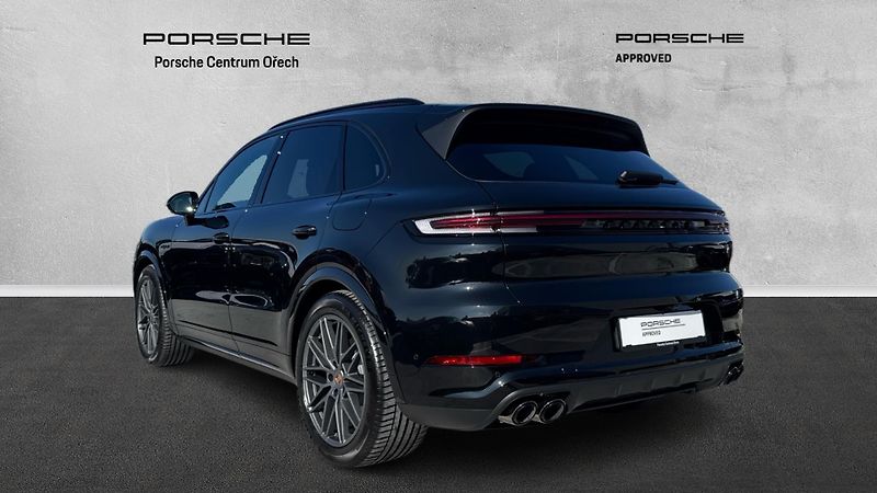 Porsche Cayenne E-Hybrid Black Edition - fotka 8 z 25
