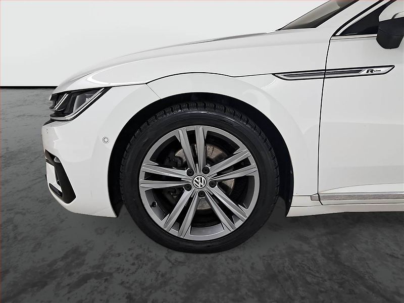 Volkswagen Arteon (2020) R-line 2.0 TDI - fotka 15 z 27