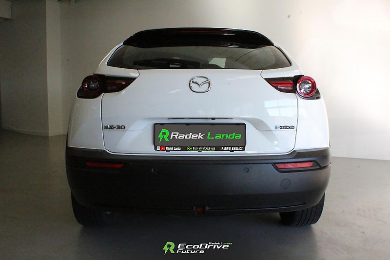 Mazda MX-30 (2021) Head-up | Kamera - fotka 5 z 16