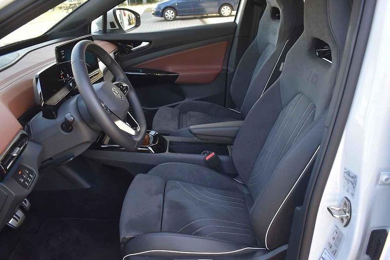 ID.5 poslouží jako auto do města i na středně dlouhé výlety