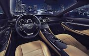 Lexus RC.