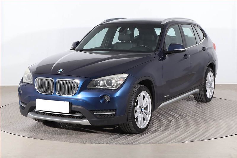 BMW X1 (2013) xDrive18d, 4X4, Automat - fotka 2 z 19
