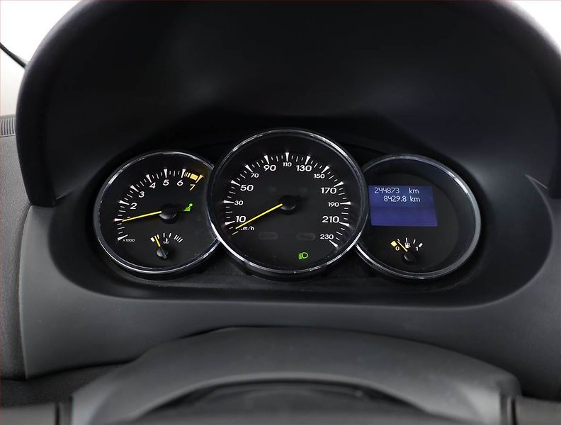 Renault Fluence (2011) 1.6 16V, nová STK, Tažné - fotka 9 z 15