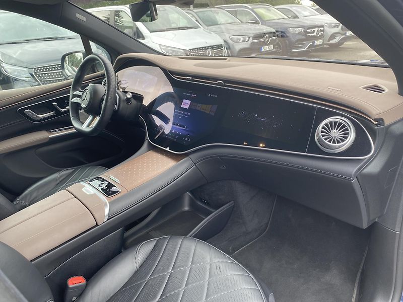 Mercedes-Benz EQS 580 4M SUV AMG Business - fotka 20 z 27