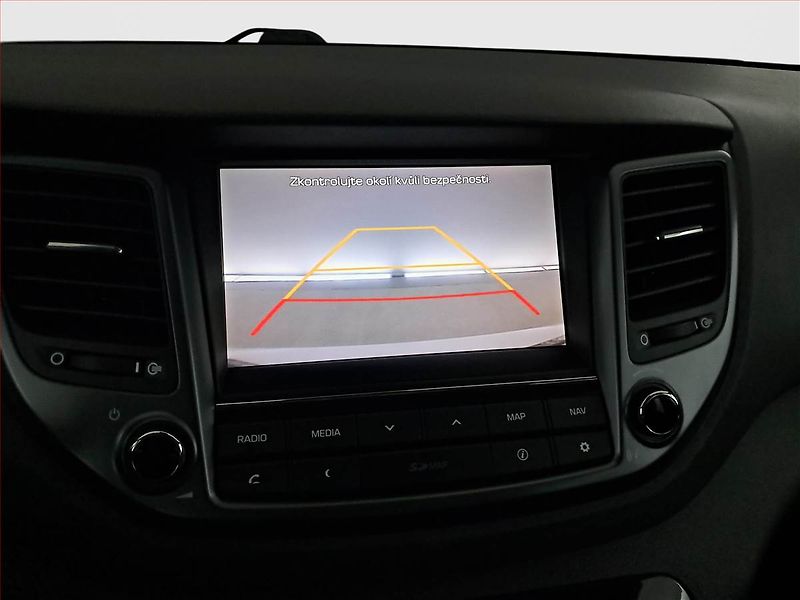 Hyundai Tucson (2018) 1.6 T-GDI, 4X4, Navi - fotka 17 z 18