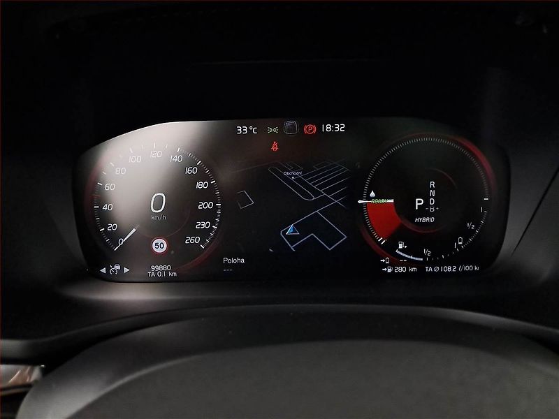 Volvo V60 (2021) R-Design T8 Twing Engine - fotka 11 z 27