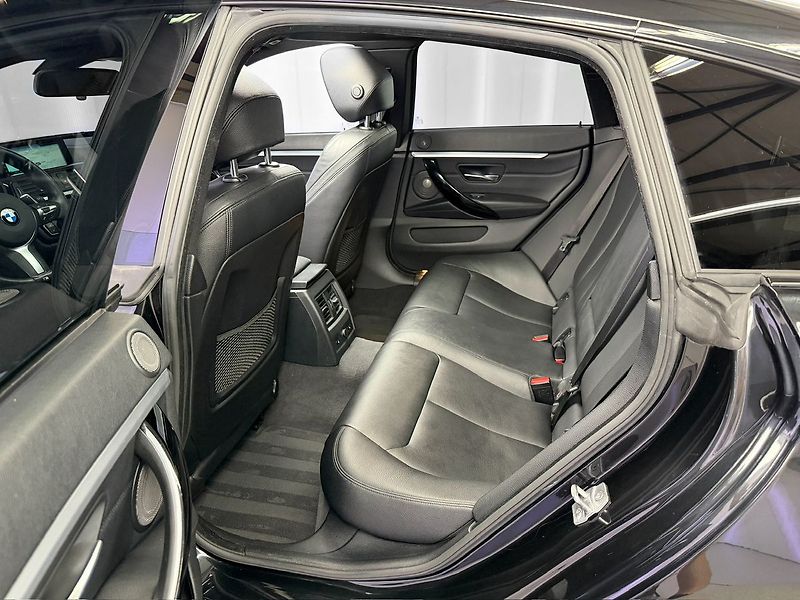 BMW Řada 4 i xDrive GC M-SPORT, EL. ŠÍBR, - fotka 12 z 33