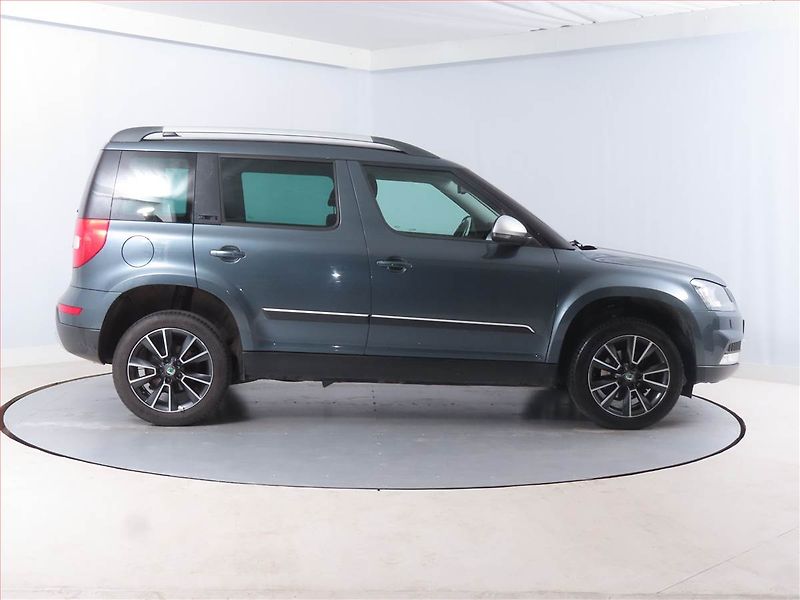 Škoda Yeti (2014) Ambition 1.8 TSI, 4X4 - fotka 6 z 17
