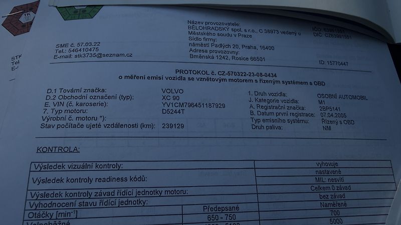 Volvo XC90 (2005) 2.4 D5 MANUÁL 120KW HEZKÝ STAV - fotka 32 z 32
