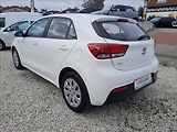 Kia Rio 1,2i 61kW - náhled 4