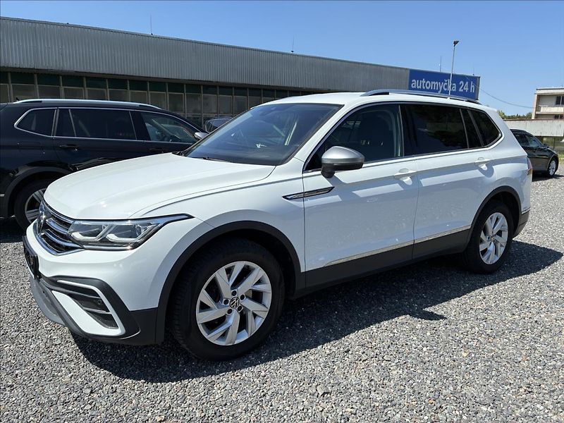 Volkswagen Tiguan 2,0 ALLSPACE,TAŽNÉ,KAMERA - fotografie inzerátu