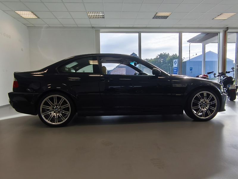 BMW M3 (2004) - fotka 5 z 31