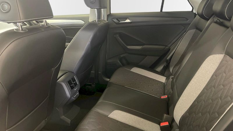 Volkswagen T-Roc (2025) Life GOAL 1.0 TSI 85kW - fotka 14 z 31