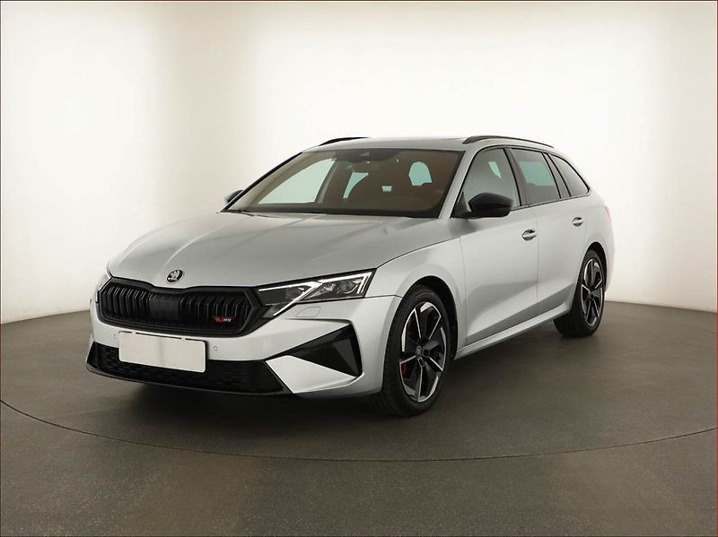 Škoda Octavia (2025) RS 2.0 TSI, RS, Navigace - fotka 2 z 18