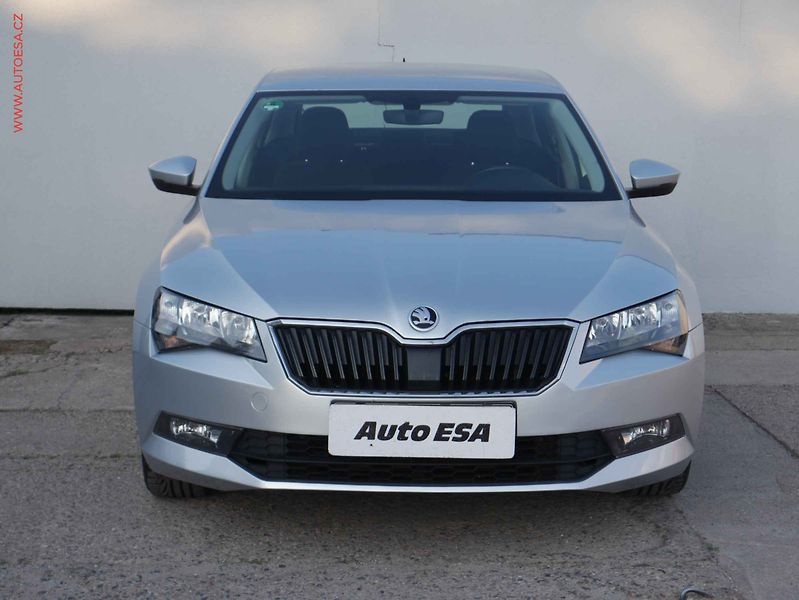 Škoda Superb (2017) 1.4TSi, ČR, AC, temp - fotka 2 z 17