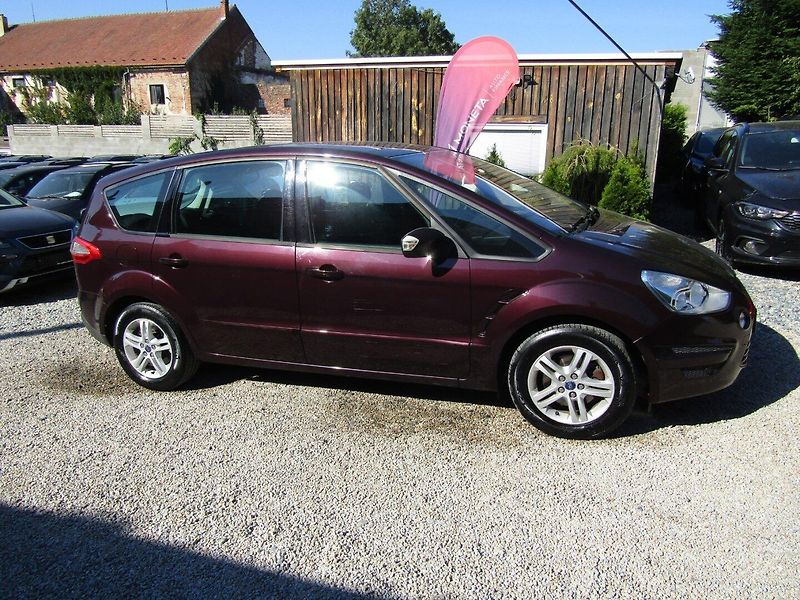 Ford S-MAX (2010) 2.0 TDCi EURO 5 - fotka 8 z 43