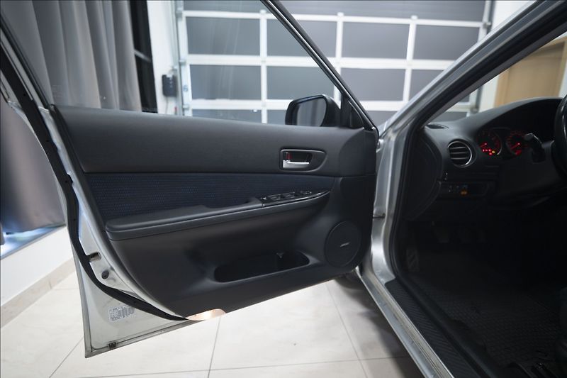 Mazda 6 2,0 i AAC VÝHŘEV BOSE NOVÉ ČR - fotka 18 z 33