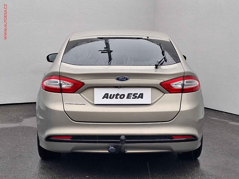 Ford Mondeo (2016) 2.0 TDCi, Titanium, TZ - fotka 5 z 17