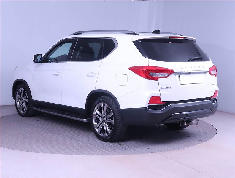 SsangYong Rexton (2019) 2.2 Diesel, 4X4, Automat - fotka 4 z 23