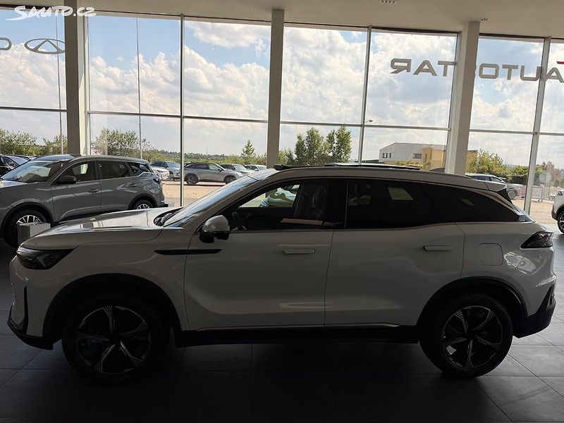 BAIC X7 (2025) ALL IN 130 kW Panorama DCT - fotka 3 z 28