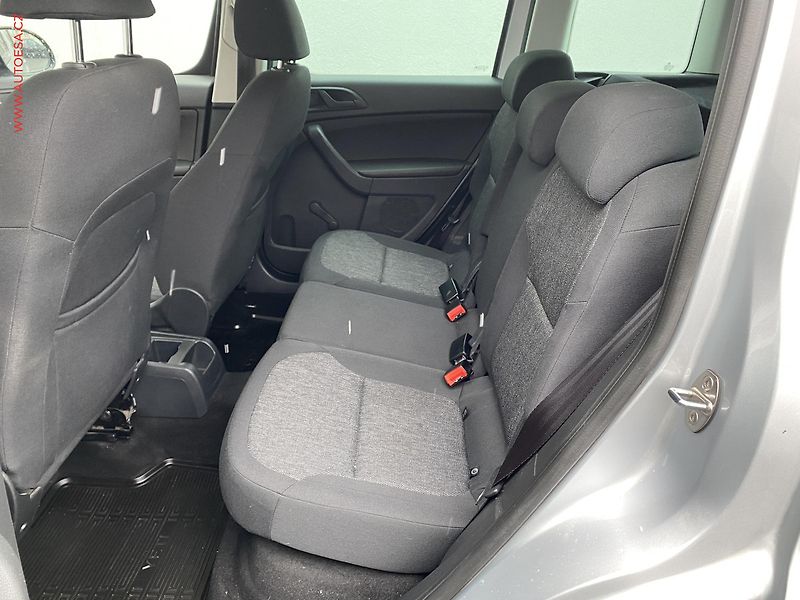 Škoda Yeti (2015) 1.2 TSi, Active, +sada kol - fotka 10 z 17