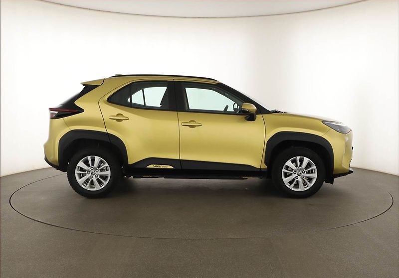 Toyota Yaris Cross (2023) Comfort 1.5 VVT-i - fotka 6 z 16