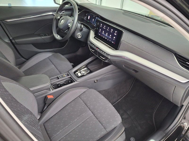 Škoda Octavia (2022) Combi Style Plus DSG 2,0TDi 11 - fotka 13 z 35