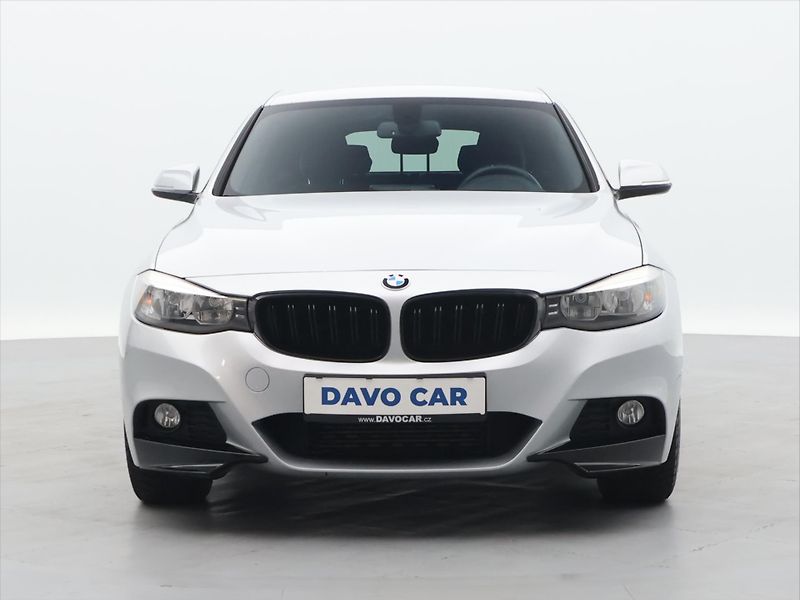 BMW Řada 3 2,0 318d 100kW GT M-Sport - fotka 2 z 34