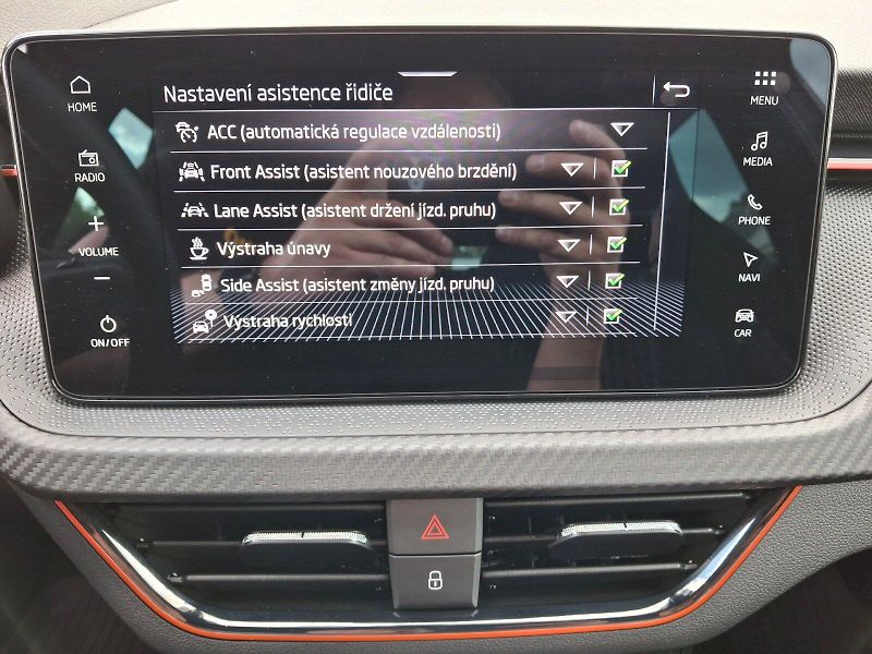 Škoda Scala (2025) Monte Carlo DSG 1,5TSi 110kW - fotka 29 z 35