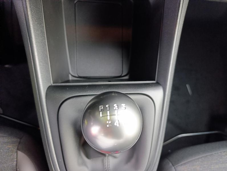 Jeep Avenger (2026) Longitude 1.2 Turbo 100k MT6 - fotka 15 z 24