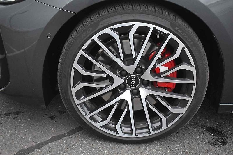 Audi S5 patří k autům, která se povedla.