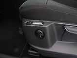 Volkswagen Tiguan (2021) Life 1.5 TSI, digi klima - náhled 21