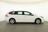 Peugeot 308 (2017) 1.2 PureTech, ČR,1.maj - náhled 6