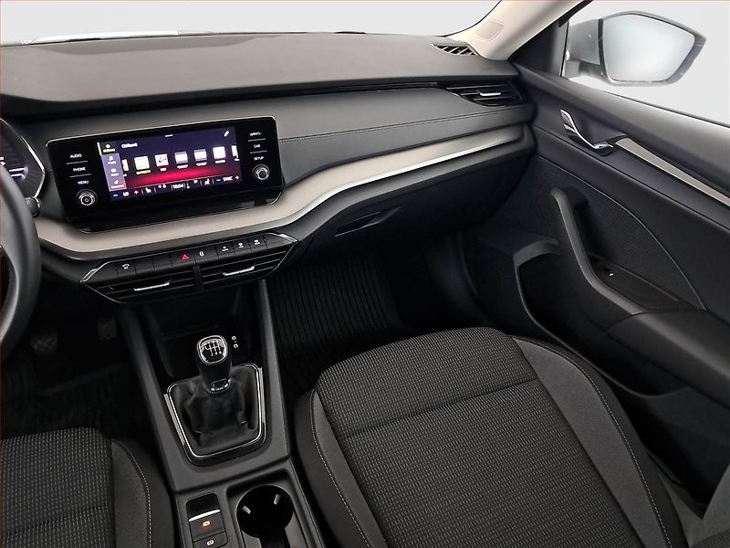 Škoda Octavia (2022) Ambition 2.0 TDI, ČR,1.maj - fotka 8 z 16
