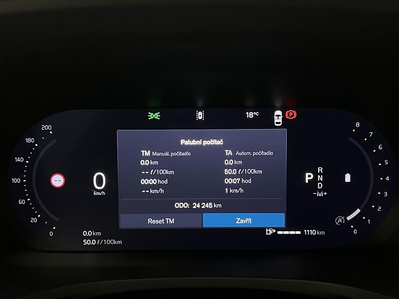 Volvo V60 B4 PLUS DARK AUT 1.maj. - fotka 25 z 45