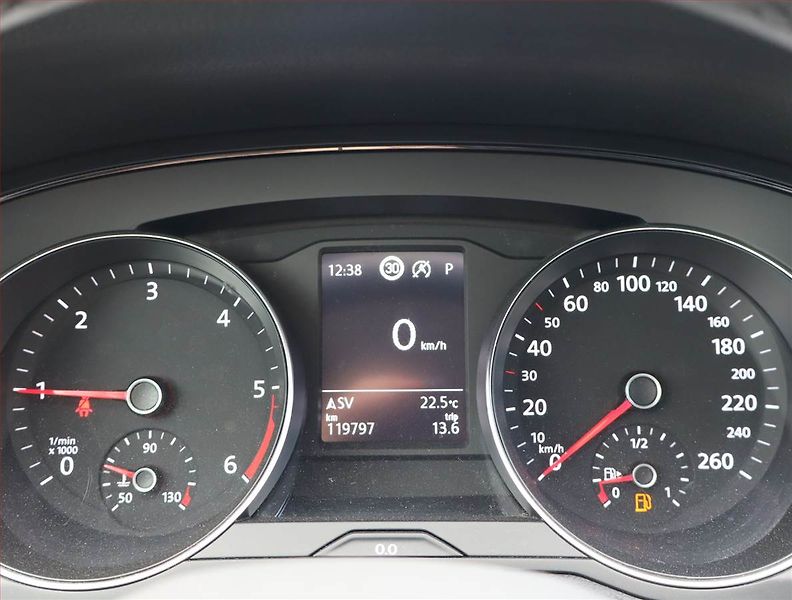Volkswagen Passat (2021) Elegance 2.0 TDI, Automat - fotka 11 z 19