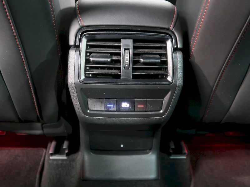 Škoda Kodiaq (2024) RS 2.0TSI 180KW 4x4 DSG TAŽNÉ - fotka 43 z 47