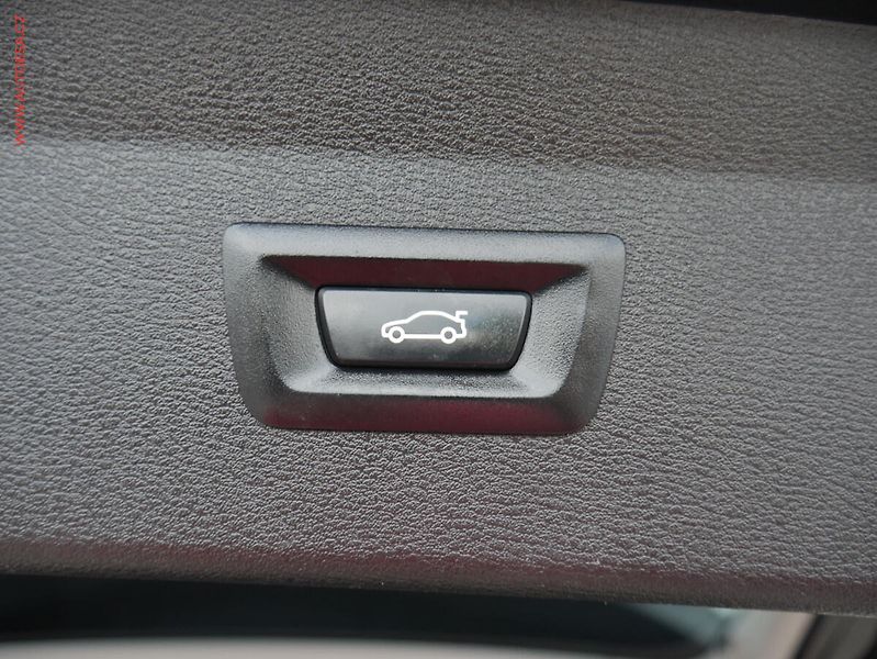 BMW X1 (2020) 2.0D 2.0 xDrive18d, ČR, AT - fotka 17 z 17