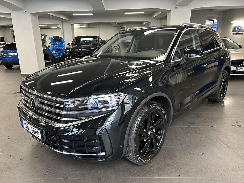 Volkswagen Touareg (2024) 3.0TDi 210kW ELEG/NV/Panor/TZ - fotka 2 z 43