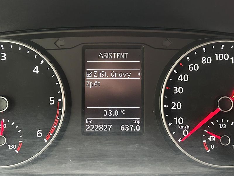 Volkswagen Transporter 2.0 TDI - fotka 12 z 25