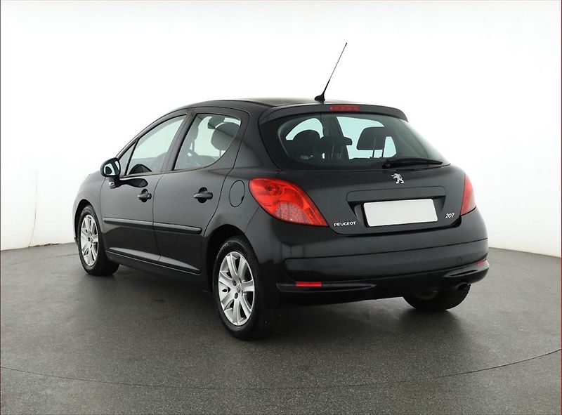 Peugeot 207 (2008) 1.6 HDi, po STK, dobrý stav - fotka 4 z 12