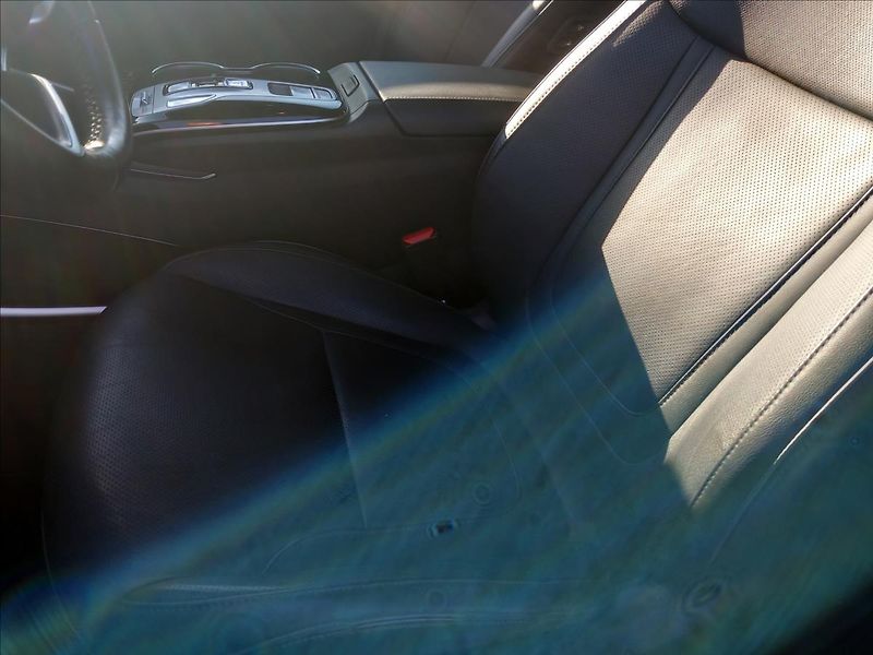 Hyundai Tucson 1,6 T-GDI PHEV 4WD ST. PREMIUM - fotka 17 z 25