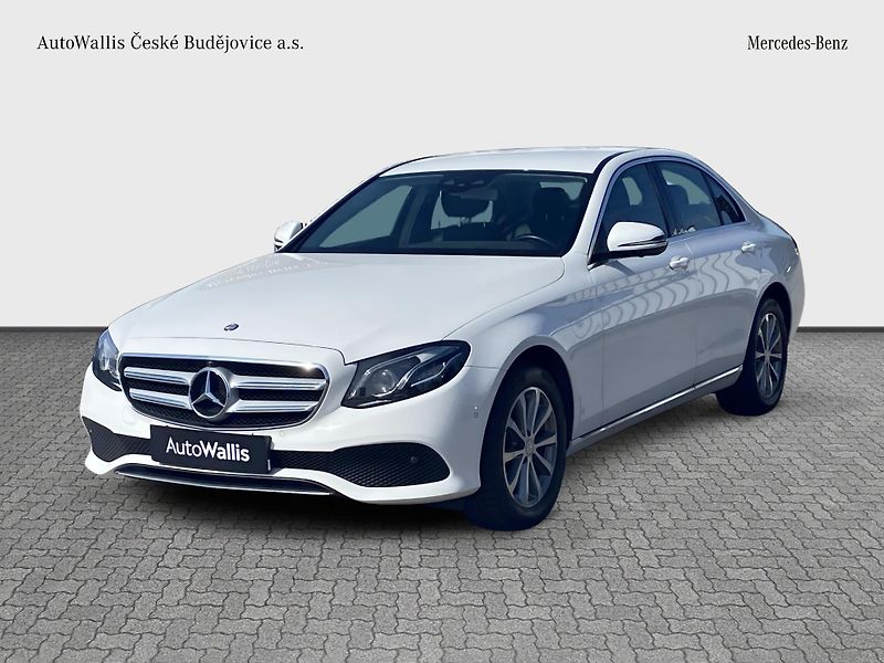 Mercedes-Benz Třídy E E 220d 4M AVANTGARDE - fotografie inzerátu