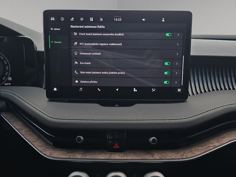 Škoda Superb (2024) L&K 2.0 TDi DSG 110kw, tov. zá - fotka 24 z 30