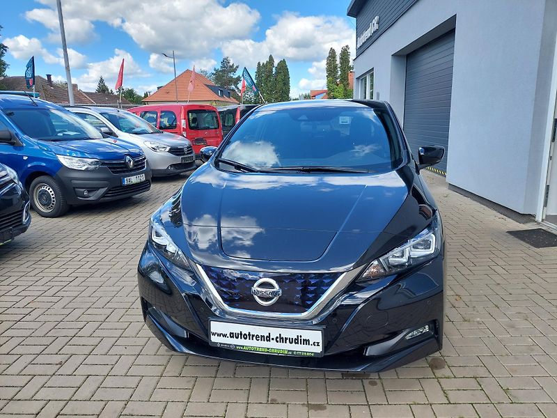 Nissan Leaf (2021) ZE1 N-Connecta  Option-DPH - fotka 2 z 47