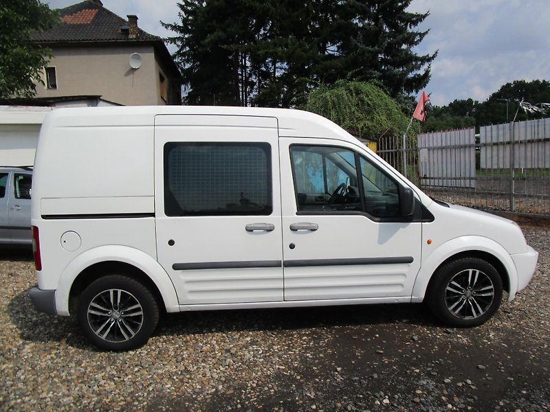 Ford Transit Connect 1,8D-55KW-KEMPOVÁ ÚPRAVA - fotka 5 z 15