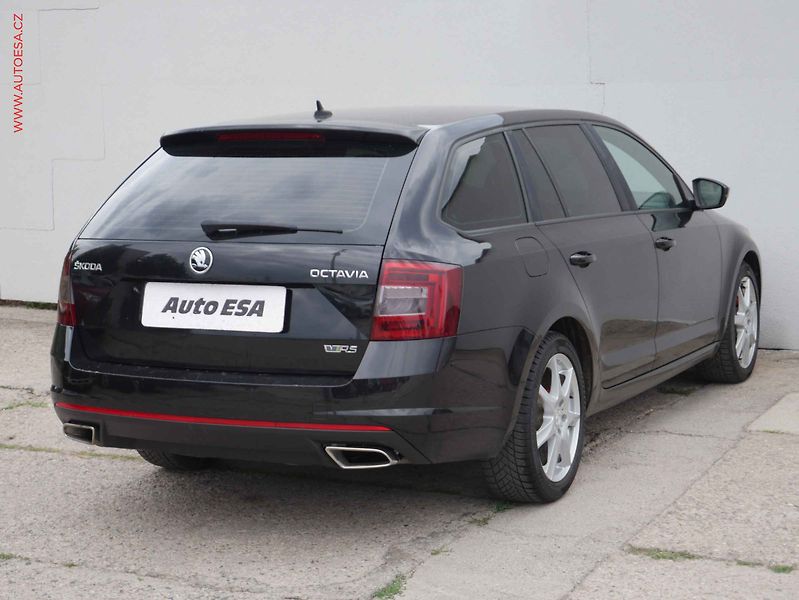 Škoda Octavia (2017) 2.0TDi, DSG, navi, xenon - fotka 6 z 19