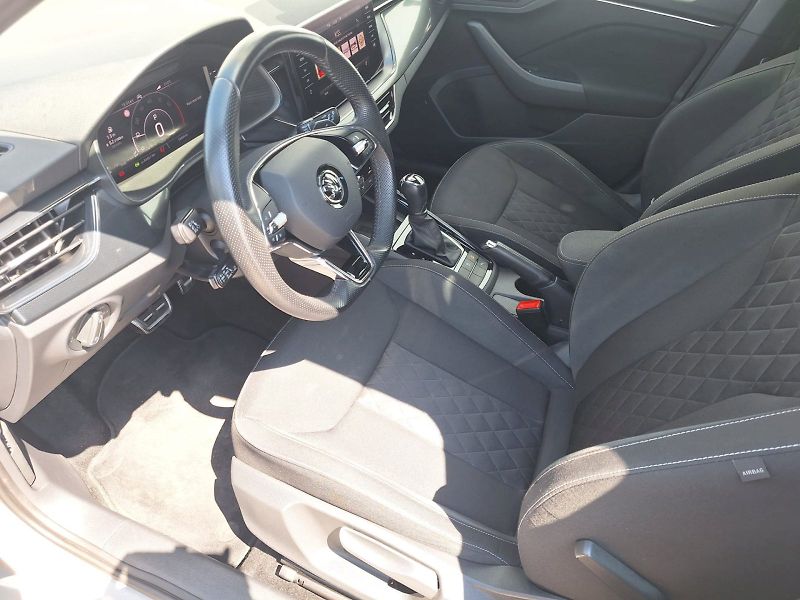 Škoda Kamiq (2021) 1.0 TSI / 81 kW / 7DSG / STYLE - fotka 23 z 35